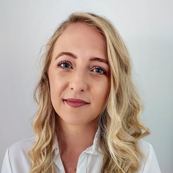 Emma Burger - Bloomberg